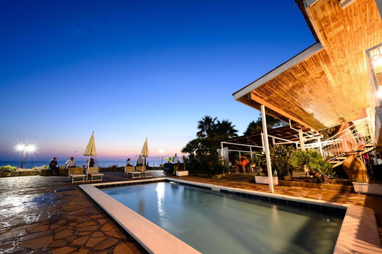 Villaggio Stella Del Sud & Resort Pisciotta Ngoại thất bức ảnh